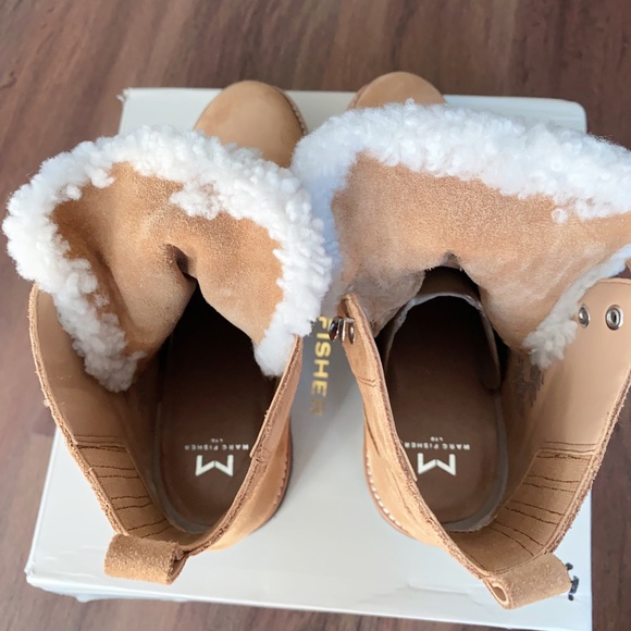 Last one for Brand new boot - Picture 4 of 10